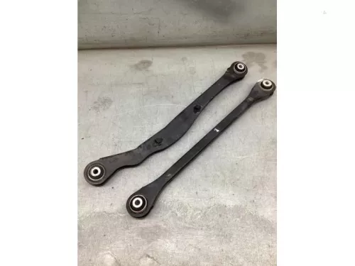 Draagarm rechts-achter-8079616