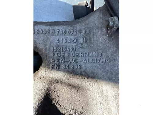 Draagarm rechts-achter-6880546 (17653189)