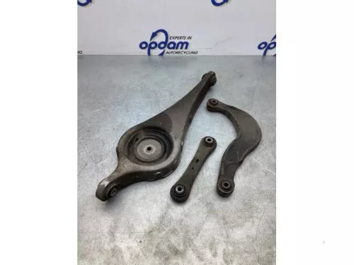 Draagarm rechts-achter-4639535