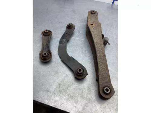 Draagarm rechts-achter-7845112 (17455793)