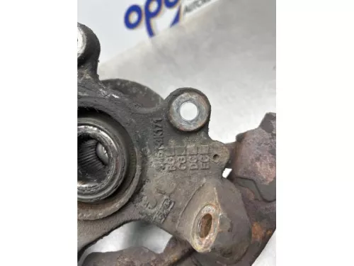 Fusee links-voor-8260013 (22078335)