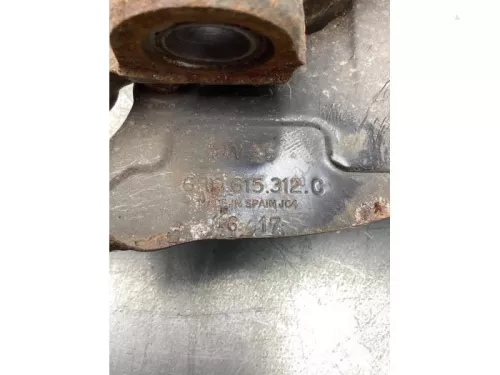 Fusee rechts-voor-6093868 (17472959)
