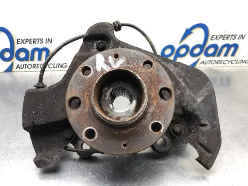 Fusee rechts-voor-8152532 (20324757)