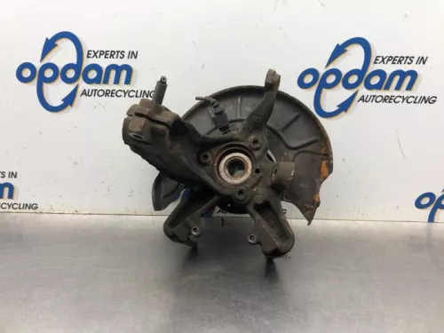 Fusee rechts-voor-8096684 (20413700)