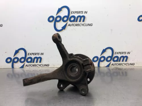 Fusee rechts-voor-8164053