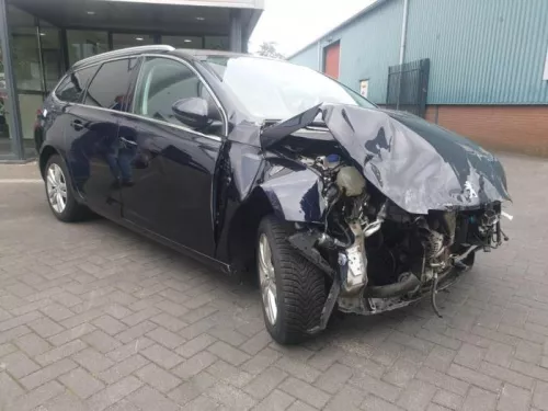 Fusee rechts-voor-7714593 (14016483)