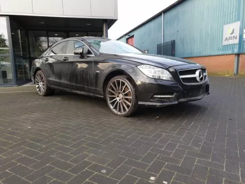 Fusee rechts-voor-7879186
