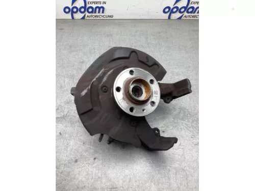 Fusee rechts-voor-8241374 (21816114)