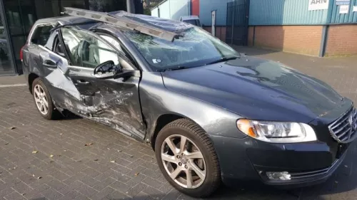 Fusee rechts-voor-7883174