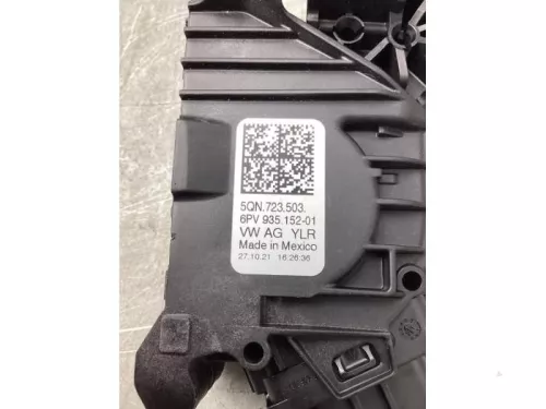 Gaspedaalpositie Sensor-8029563 (20282339)