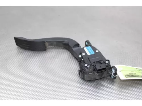 Gaspedaalpositie Sensor-7878601 (13733052)