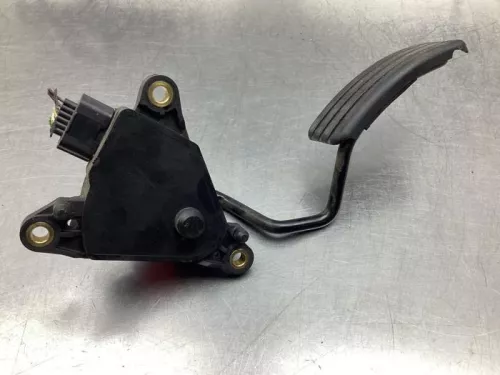 Gaspedaalpositie Sensor-7741415 (18057102)