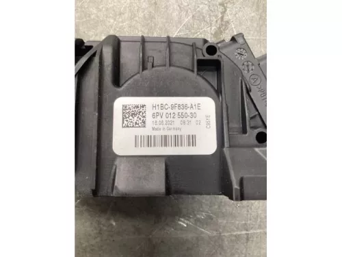 Gaspedaalpositie Sensor-8055220 (21085509)
