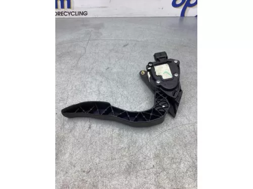 Gaspedaalpositie Sensor-7435255