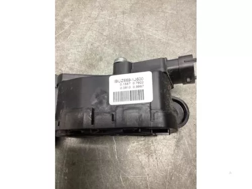 Gaspedaalpositie Sensor-8205783 (22152912)