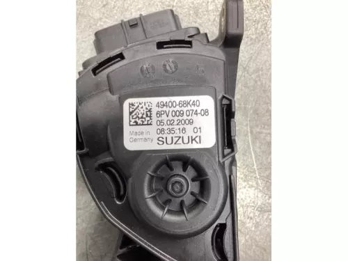 Gaspedaalpositie Sensor-7982511 (18853199)