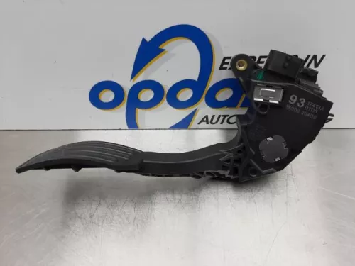 Gaspedaalpositie Sensor-7589069