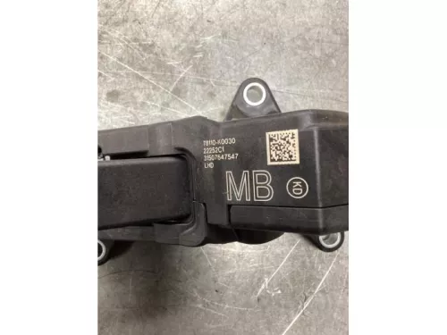 Gaspedaalpositie Sensor-8110715 (20417350)