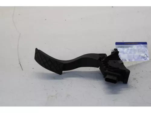 Gaspedaalpositie Sensor-7589902