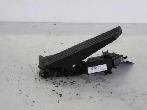 Gaspedaalpositie Sensor-7886751 (6668576)