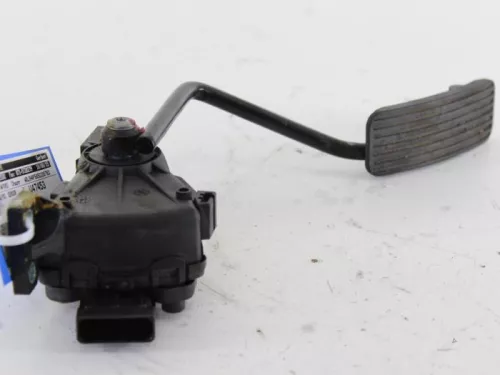 Gaspedaalpositie Sensor-7888316 (5511680)