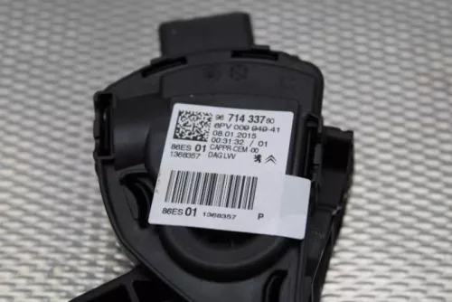 Gaspedaalpositie Sensor-7363964 (16733545)