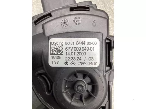 Gaspedaalpositie Sensor-7857192 (17653816)