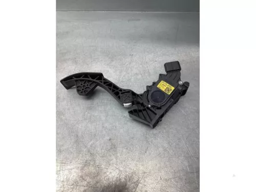 Gaspedaalpositie Sensor-7860429 (17907092)