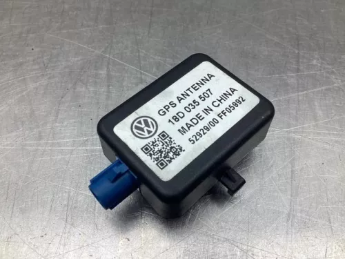 GPS Antenne-7577029 (17497600)