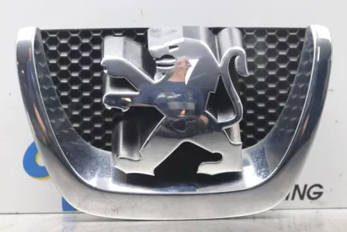 Grille-7612044 (15359365)