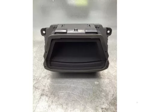 Head-up display-7747224 (18525126)