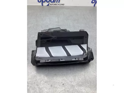 Head-up display-8175775 (20831875)