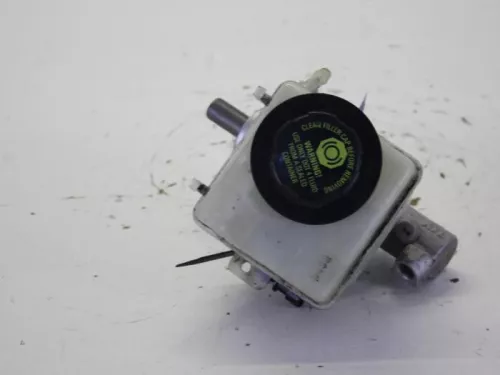 Hoofdremcilinder-7890840