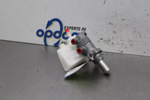 Hoofdremcilinder-7854951