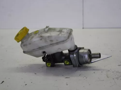 Hoofdremcilinder-7883211