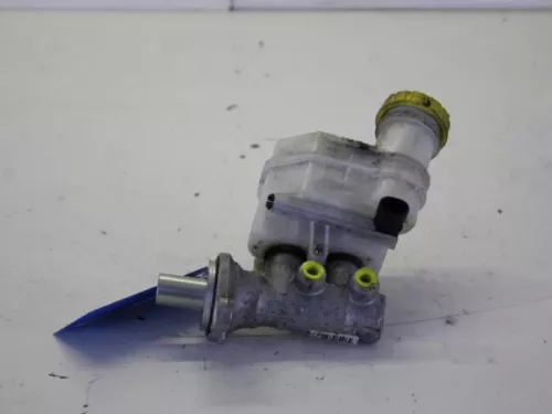 Hoofdremcilinder-7614740