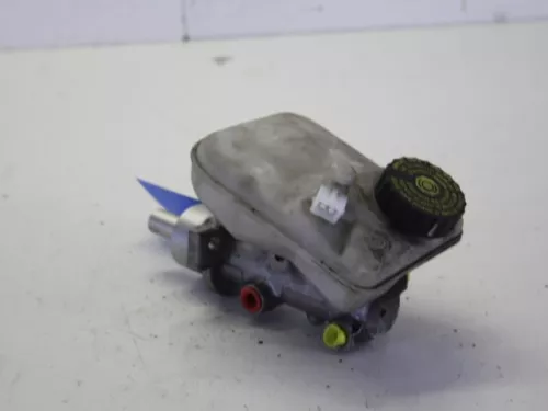 Hoofdremcilinder-7883416