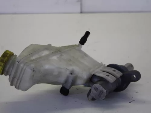 Hoofdremcilinder-7882883