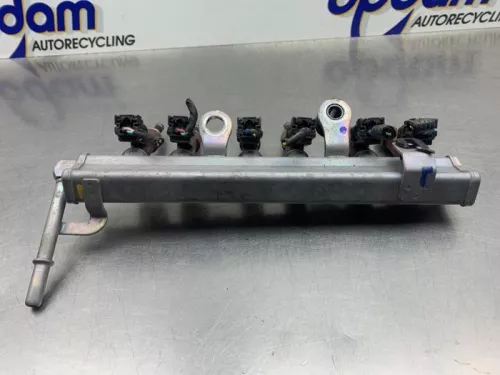 Injector (benzine injectie)-8303821 (22344624)