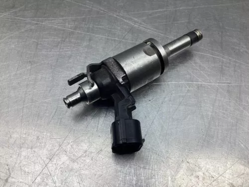 Injector (benzine injectie)-7765148 (17750986)
