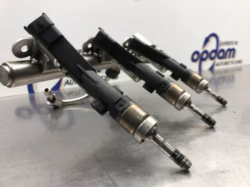 Injector (benzine injectie)-8143690 (21852863)