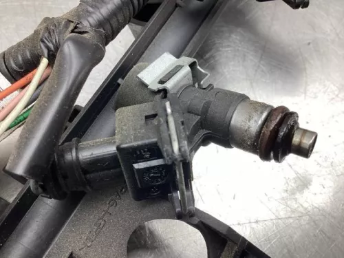 Injector (benzine injectie)-8080470 (19529685)