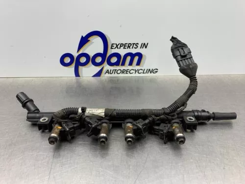 Injector (benzine injectie)-8237153 (21415069)