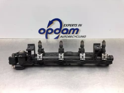 Injector (benzine injectie)-8233913 (21333737)