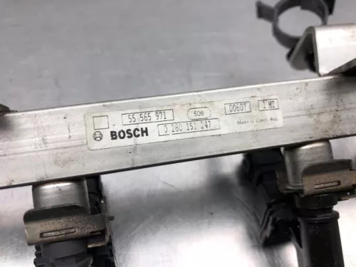 Injector (benzine injectie)-8212466 (21847340)