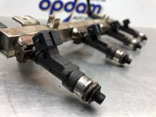 Injector (benzine injectie)-8214123 (21246077)