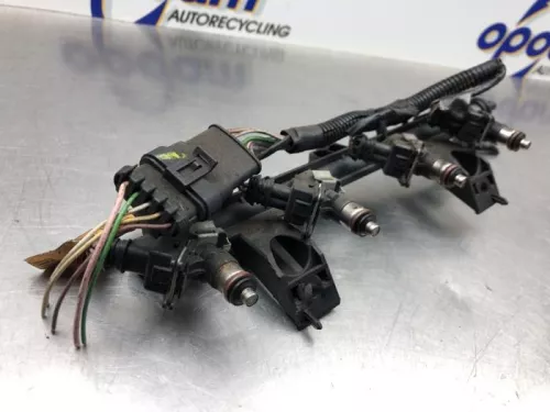 Injector (benzine injectie)-8205353 (21826902)