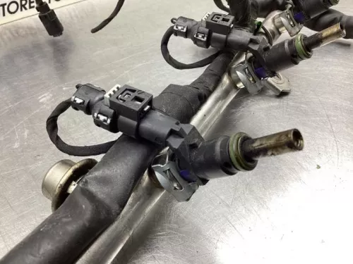 Injector (benzine injectie)-7994369 (19376204)