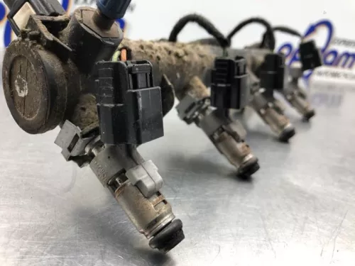 Injector (benzine injectie)-8227198 (21237090)