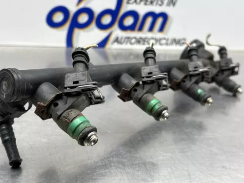Injector (benzine injectie)-7877130 (15274332)
